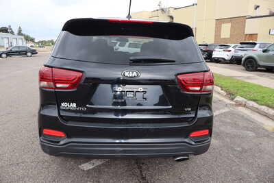 2019 Kia Sorento, $10995. Photo 10