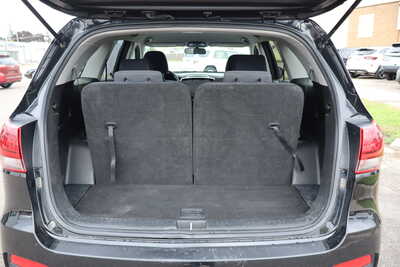 2019 Kia Sorento, $10995. Photo 11