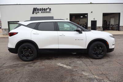 2025 Chevrolet Blazer, $19995. Photo 9