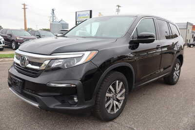 2022 Honda Pilot, $24995. Photo 1