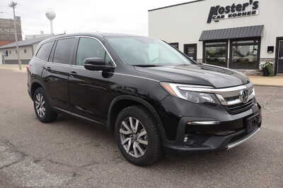 2022 Honda Pilot, $24995. Photo 2