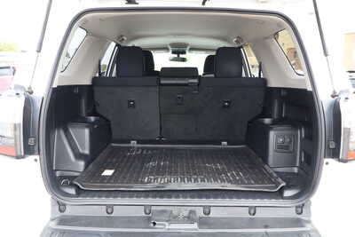 2017 Toyota 4Runner, $26500. Photo 11