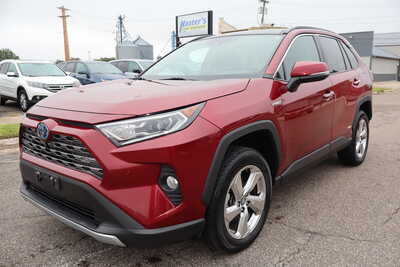 2021 Toyota RAV4, $27995. Photo 1