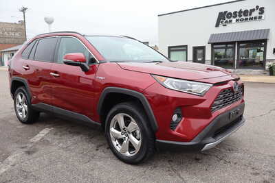 2021 Toyota RAV4, $27995. Photo 2