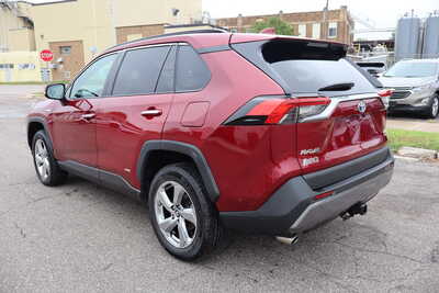 2021 Toyota RAV4, $27995. Photo 4