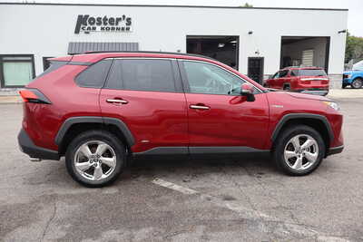 2021 Toyota RAV4, $27995. Photo 8
