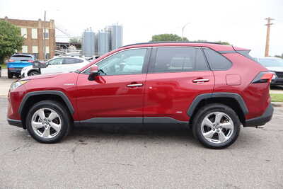 2021 Toyota RAV4, $27995. Photo 9