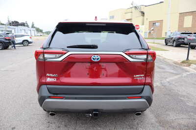 2021 Toyota RAV4, $27995. Photo 10