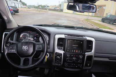 2016 RAM 1500 Crew Cab, $18500. Photo 7