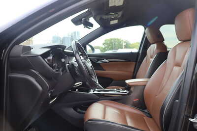 2021 Buick Envision, $15995. Photo 5