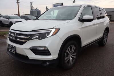 2017 Honda Pilot, $12500. Photo 1