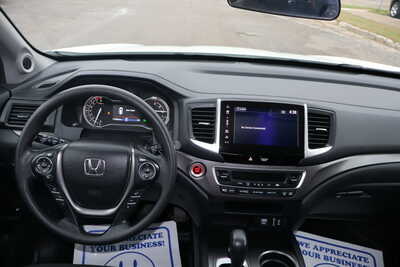 2017 Honda Pilot, $12500. Photo 7