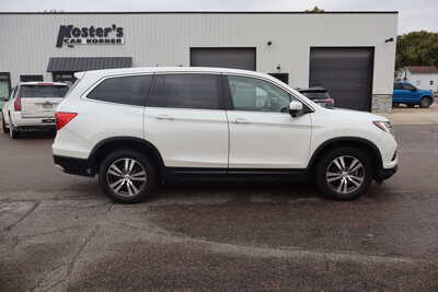 2017 Honda Pilot, $12500. Photo 9