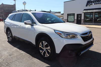2020 Subaru Outback, $19995. Photo 2