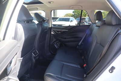 2020 Subaru Outback, $19995. Photo 6