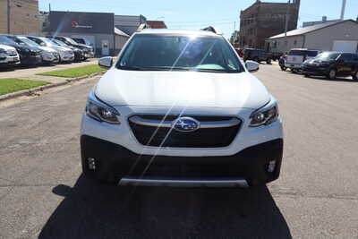2020 Subaru Outback, $19995. Photo 12