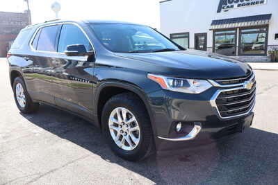 2020 Chevrolet Traverse, $16500. Photo 2