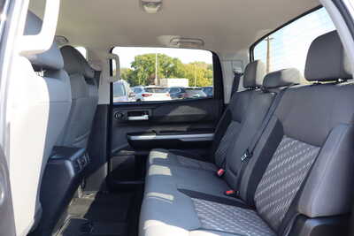 2020 Toyota Tundra Crew Cab, $29995. Photo 6