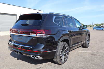 2026 Volkswagen Atlas, $35995. Photo 3