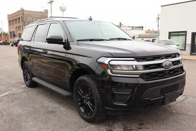 2024 Ford Expedition, $39995. Photo 2