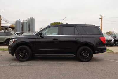 2024 Ford Expedition, $39995. Photo 5