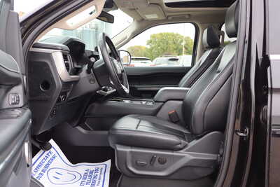 2024 Ford Expedition, $39995. Photo 11