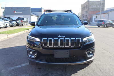 2019 Jeep Cherokee, $13500. Photo 8