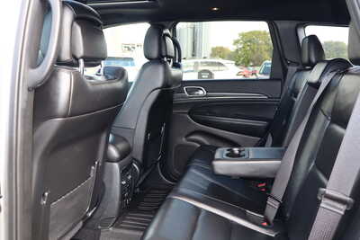 2019 Jeep Cherokee, $15995. Photo 6