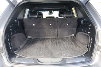 2019 Jeep Cherokee, $15995. Photo 12