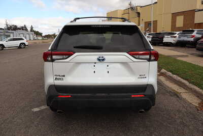 2024 Toyota RAV4, $31995. Photo 9