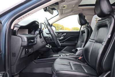 2023 Lincoln Corsair, $23995. Photo 5
