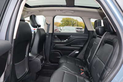 2023 Lincoln Corsair, $23995. Photo 6