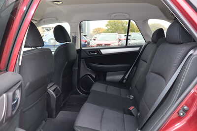 2017 Subaru Outback, $12995. Photo 6