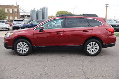 2017 Subaru Outback, $12995. Photo 8