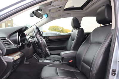 2017 Subaru Outback, $13995. Photo 5