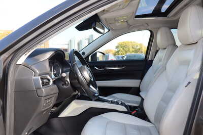 2017 Mazda CX-5, $15995. Photo 5