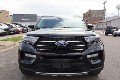 2023 Ford Explorer, $23995. Photo 7