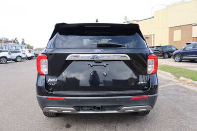2023 Ford Explorer, $23995. Photo 8