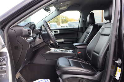 2023 Ford Explorer, $23995. Photo 10