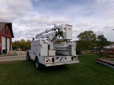 2015 Boom Truck , $28000. Photo 9