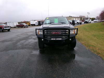 2014 GMC 2500 Crew Cab, $28000. Photo 2
