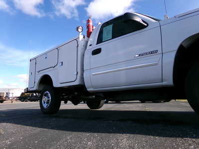 2006 Chevrolet 2500 Reg Cab, $14900. Photo 2