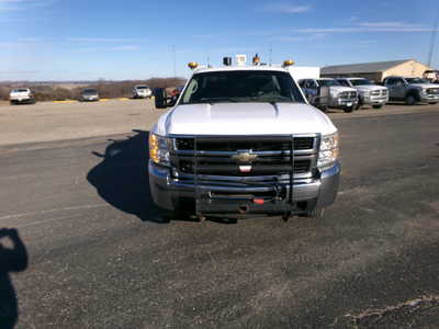 2008 Chevrolet 3500 Reg Cab, $19900. Photo 3