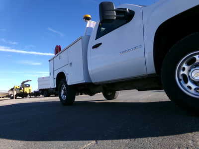 2008 Chevrolet 3500 Reg Cab, $19900. Photo 4