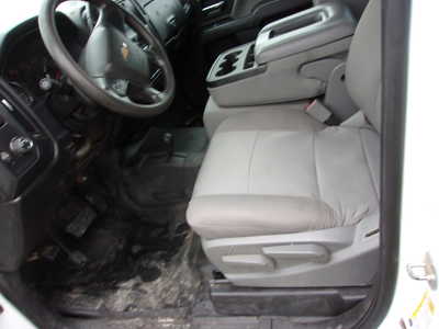 2016 Chevrolet 2500 Crew Cab, $25900. Photo 7