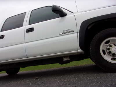 2006 Chevrolet 2500 Crew Cab, $19900. Photo 5