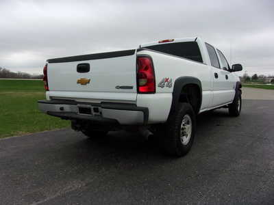 2006 Chevrolet 2500 Crew Cab, $19900. Photo 8
