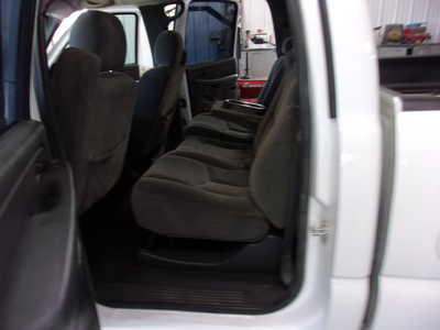 2006 Chevrolet 2500 Crew Cab, $19900. Photo 12