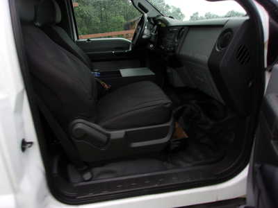 2015 Ford F450-8000, $22500. Photo 7