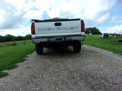 2001 Chevrolet 1500 Reg Cab, $13900. Photo 3